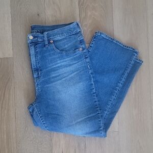 GAP Women's Straight Leg Jeans in Classic Blue Kick Fit High Rise